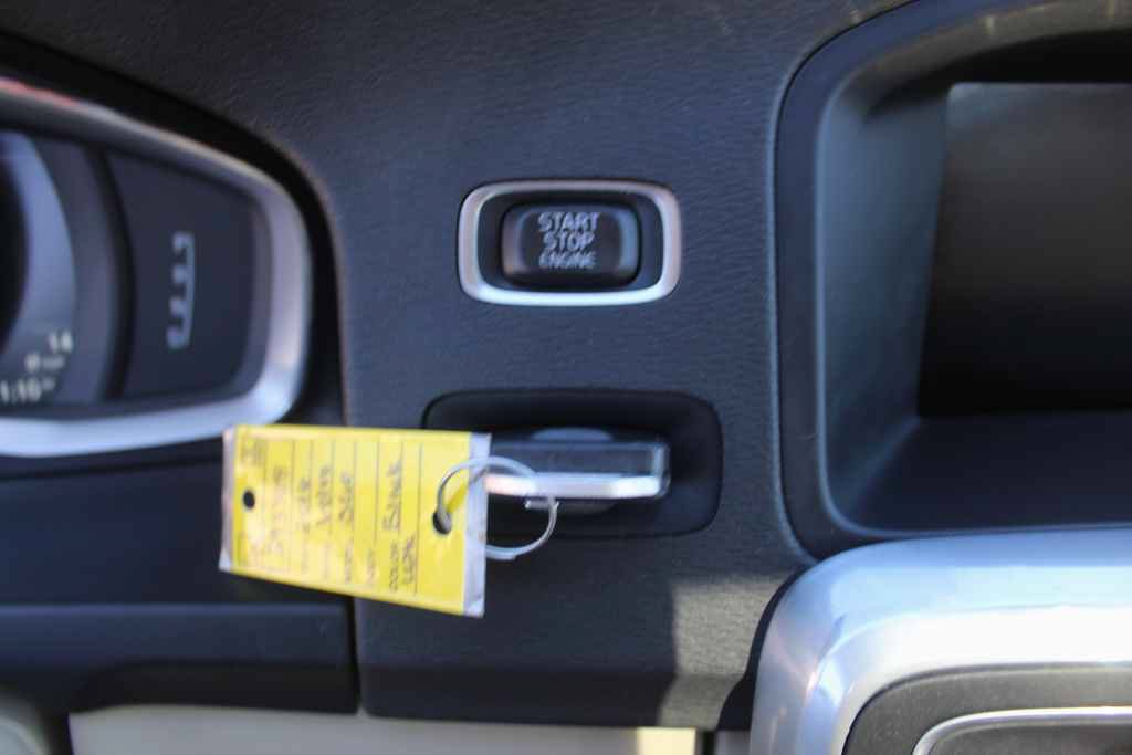Used 2016 Volvo S60 T5 Premier w/ Convenience Package FWD image 19