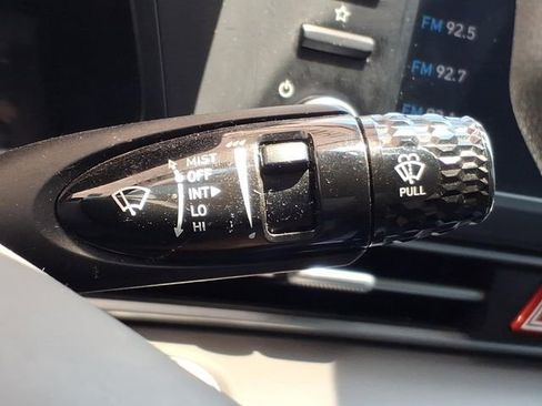 Used 2023 Hyundai Elantra SEL FWD image 27