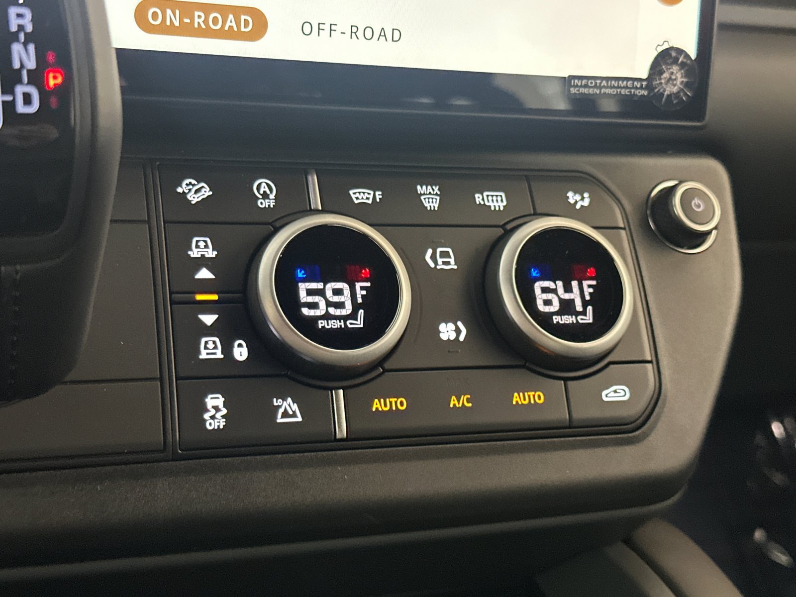 New 2026 Land Rover Defender 110 X-Dynamic SE AWD/4WD image 20