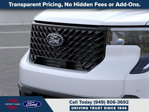 New 2025 Ford Maverick Lariat w/ Black Appearance Package image 18