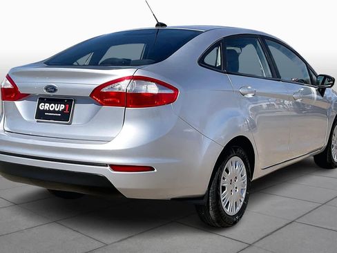 Used 2017 Ford Fiesta S image 11