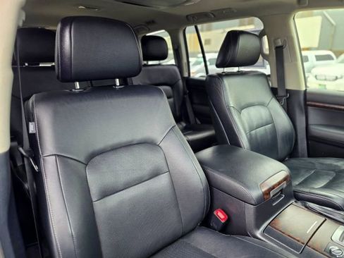 Used 2013 Toyota Land Cruiser AWD/4WD image 33