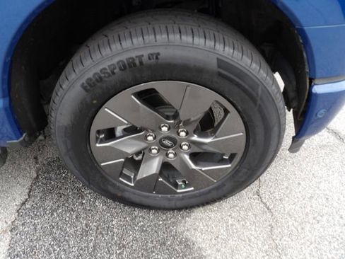 Certified 2022 Ford F150 Lightning Lariat w/ Equipment Group 511A High image 9