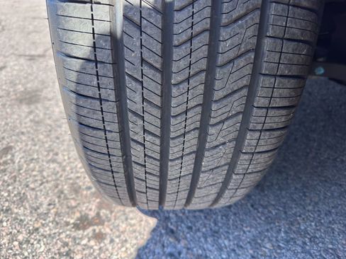 Used 2022 Jeep Grand Cherokee Summit w/ Luxury Tech Group V AWD/4WD image 47