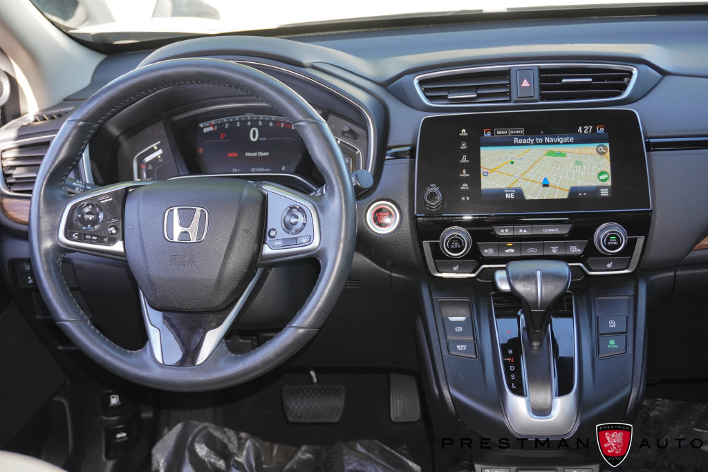 Used 2020 Honda CR-V Touring image 2