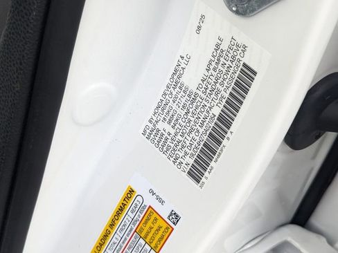 New 2025 Acura Integra image 14