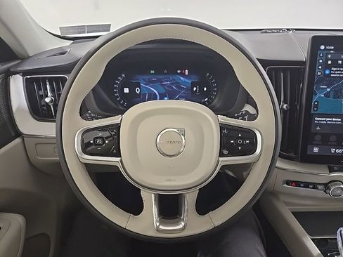 New 2026 Volvo XC60 B5 Ultra w/ Protection Package Premier image 9