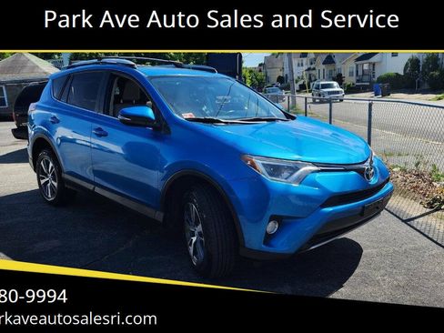 Used 2016 Toyota RAV4 XLE w/ Cargo Management Package AWD/4WD image 1