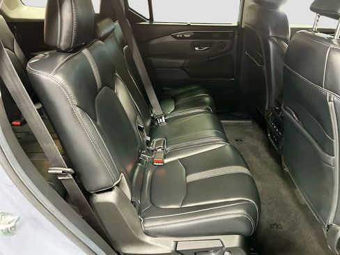 Used 2025 Honda Pilot Touring image 30