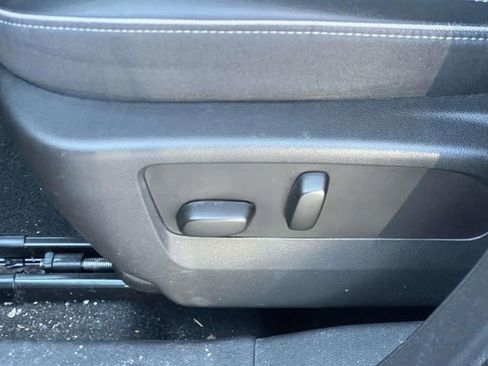 Certified 2023 Buick Envision Essence image 20