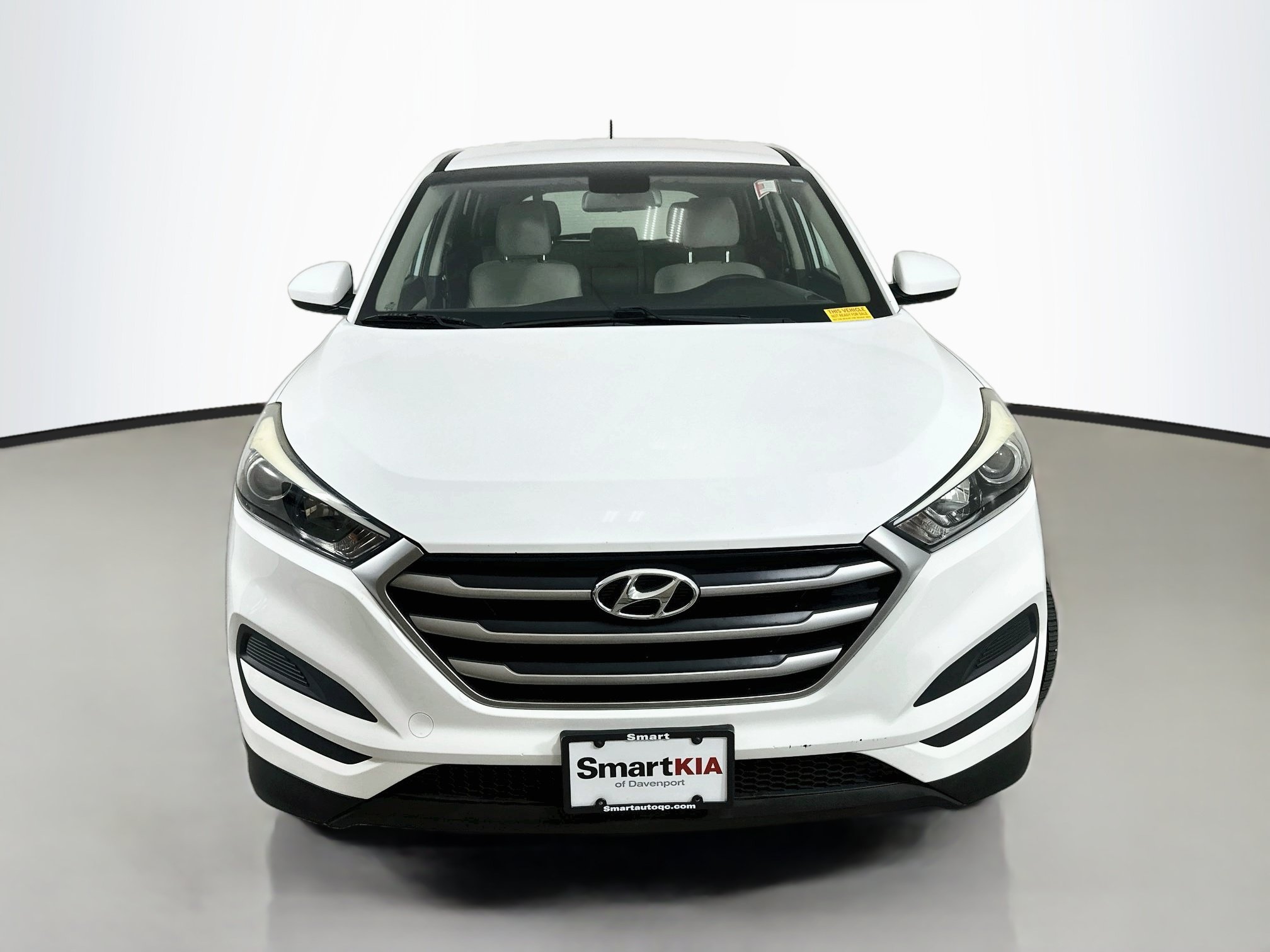 Used 2017 Hyundai Tucson SE w/ Cargo Package FWD image 2