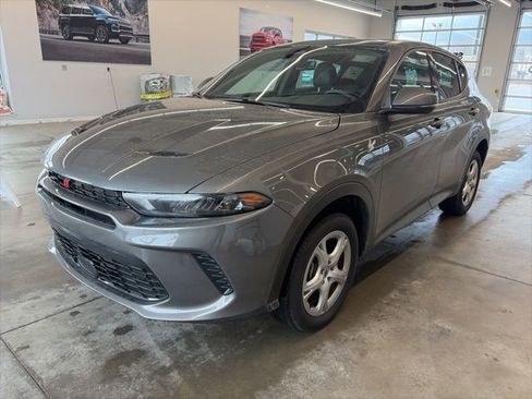 Used 2024 Dodge Hornet GT image 1