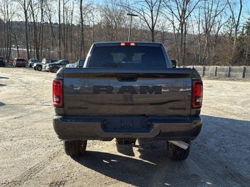 Used 2025 RAM 2500 Big Horn AWD/4WD image 5