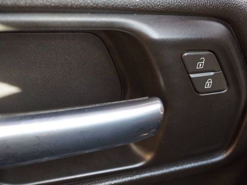 Used 2020 Chevrolet Silverado 1500 LT Trail Boss image 25