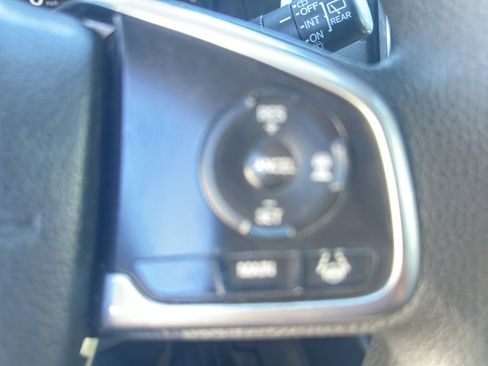 Used 2018 Honda CR-V EX image 9