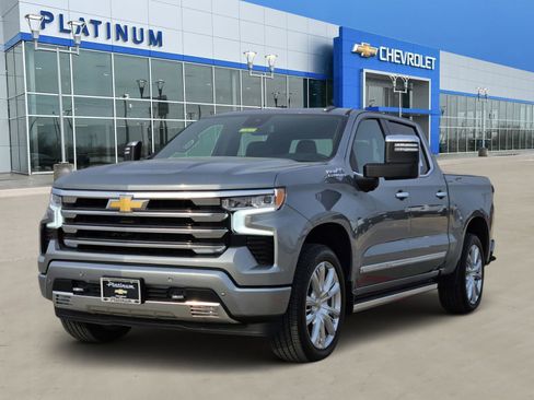 Used 2025 Chevrolet Silverado 1500 High Country w/ High Country Premium Package image 2