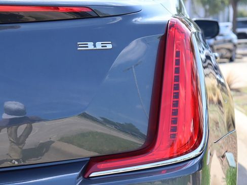 Used 2019 Cadillac XTS Luxury image 13