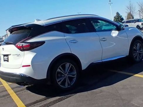 Used 2019 Nissan Murano Platinum w/ Cargo Package image 3