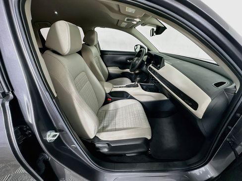 Used 2025 Honda HR-V LX image 30