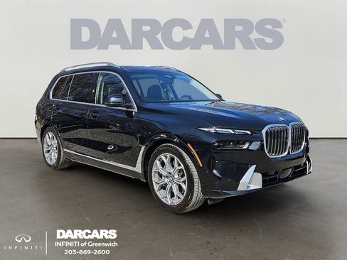 Used 2025 BMW X7 xDrive40i w/ Premium Package image 1
