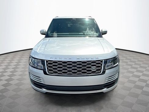 Used 2019 Land Rover Range Rover Supercharged image 2