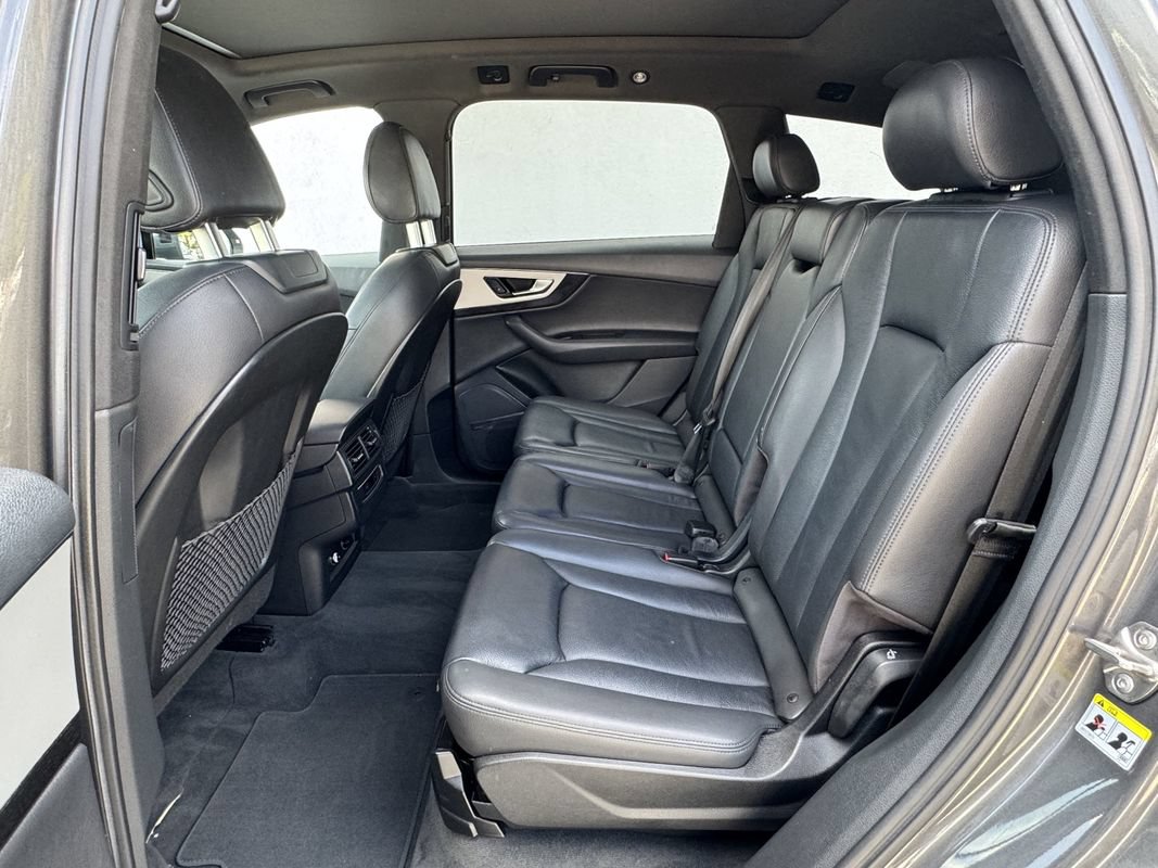 Used 2018 Audi Q7 2.0T Premium Plus w/ Premium Plus Package AWD/4WD image 11