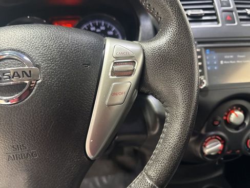 Used 2014 Nissan Versa Note SV w/ SL Package image 10