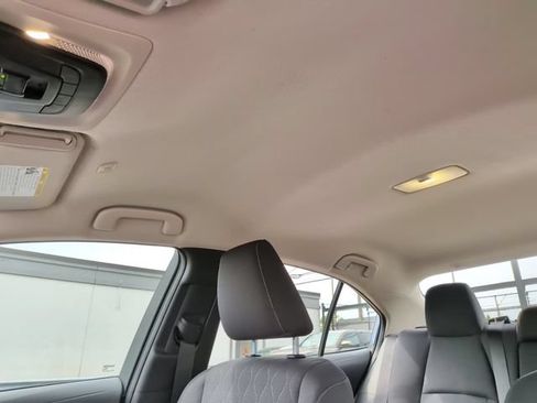 Used 2024 Toyota Corolla LE FWD image 21
