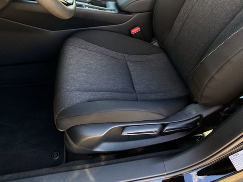 Used 2025 Honda Accord LX image 11