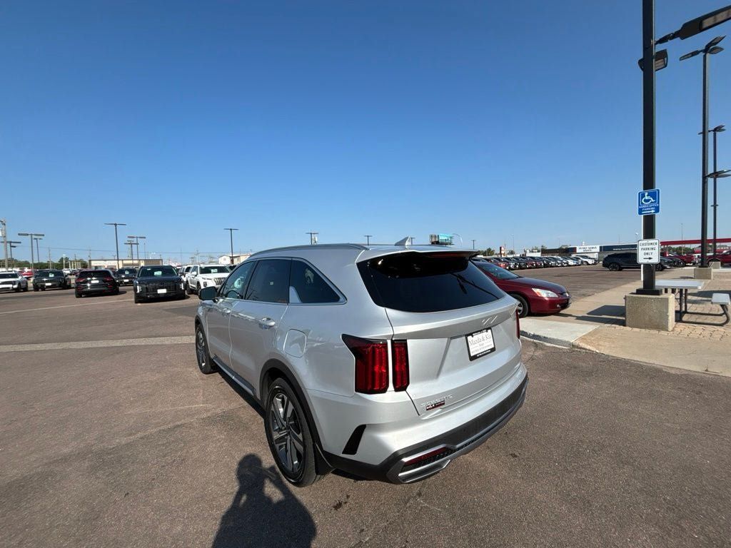 Used 2023 Kia Sorento SX Prestige AWD/4WD image 5
