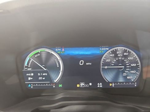 New 2026 Subaru Crosstrek 2.5i Limited w/ Crosstrek Mirror Package image 17