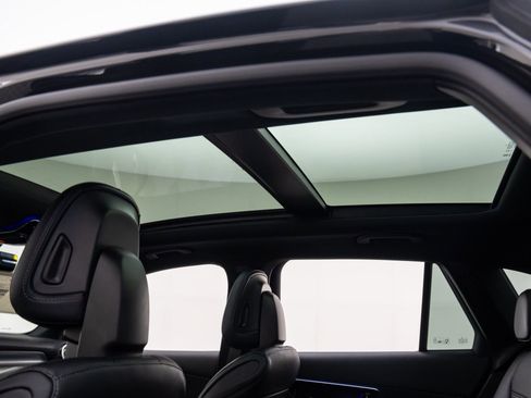 Used 2026 Mercedes-Benz GLC 300 4MATIC image 18