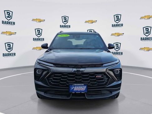Used 2024 Chevrolet TrailBlazer RS FWD image 3