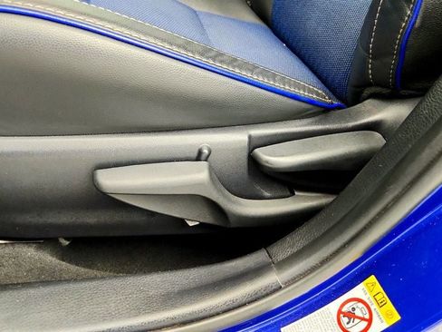 Used 2017 Toyota Corolla SE w/ Body Protection Package FWD image 11