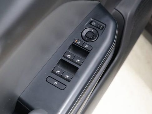 Used 2025 Kia K4 FWD image 18