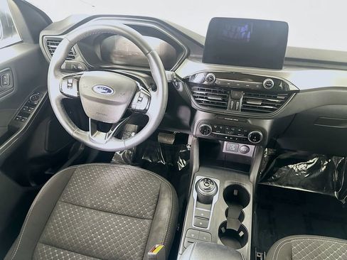 Used 2023 Ford Escape Active AWD/4WD image 17