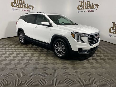Certified 2023 GMC Terrain SLT w/ Tech Package FWD image 1