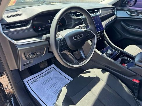 Certified 2023 Jeep Grand Cherokee L Laredo w/ Trailer Tow Group (B) RWD image 15