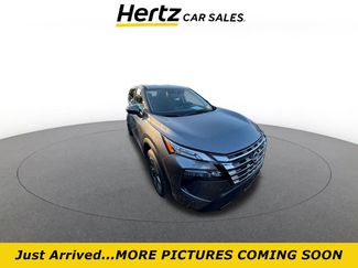 Used 2025 Nissan Rogue SV video 1