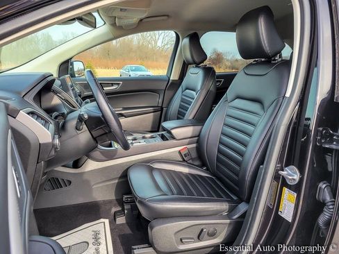 Used 2023 Ford Edge SEL image 7