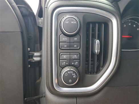 Used 2022 Chevrolet Silverado 1500 LT Trail Boss w/ Convenience Package II image 20