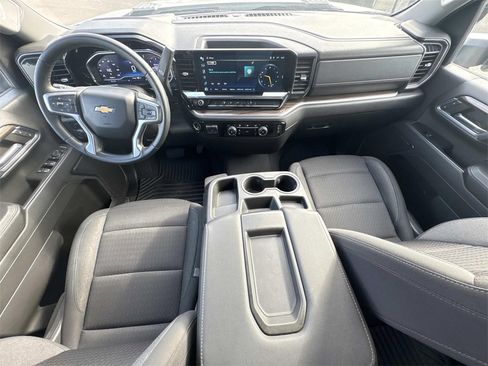 Used 2024 Chevrolet Silverado 2500 LT image 19