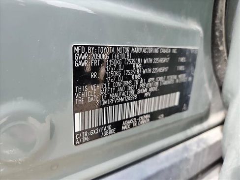 Used 2021 Toyota RAV4 XLE w/ Convenience Package FWD image 19