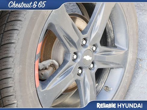 Used 2019 Chevrolet Equinox LT FWD image 24