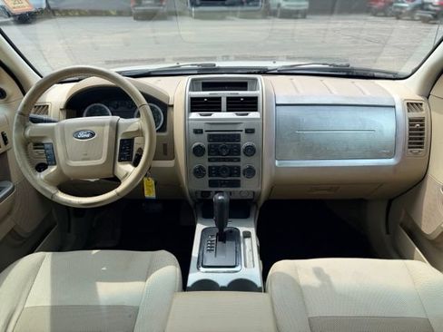 Used 2009 Ford Escape XLT FWD image 17