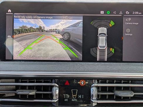 Used 2023 BMW X4 xDrive30i w/ M Sport Package image 14