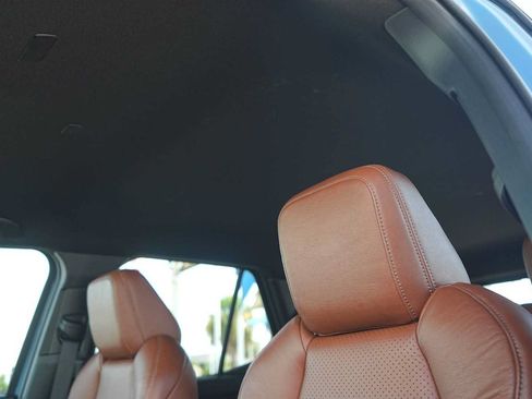 Used 2025 Toyota 4Runner SR5 AWD/4WD image 26
