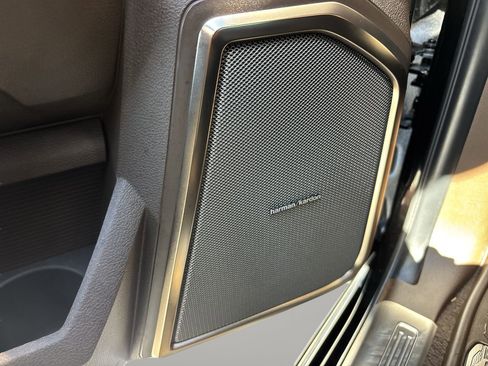 Used 2025 RAM 2500 Limited image 17