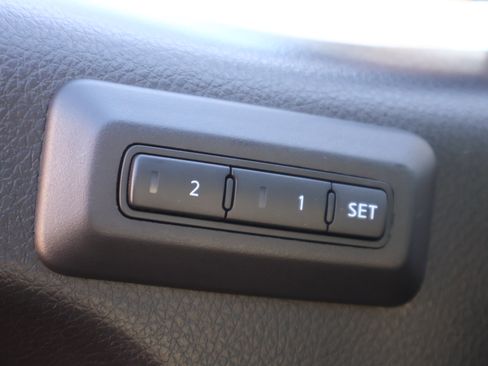 Used 2021 Nissan Titan Platinum Reserve w/ Off Road Protection Package image 9