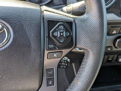 Used 2022 Toyota Tacoma TRD Off-Road w/ Technology Package RWD image 24